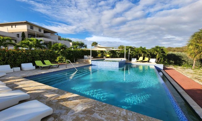 Sint Michiel Apartment | 2BrApt#14 at GreenView Blue Bay-Family Friendly & Remote Working