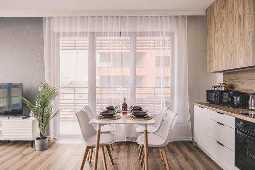 Mlyniska Apartment | 2HomeRent Apartamenty Doki Shipyard