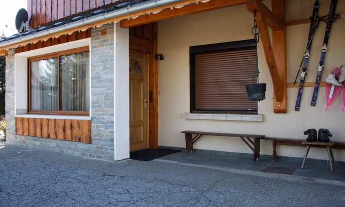 La Toussuire Apartment | 2nd floor, view mountain, balcony, parking, tv, ski locker, 60m², La Toussuire