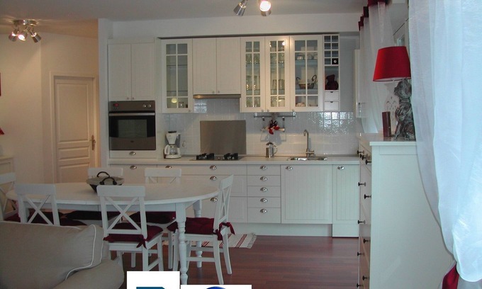 Arcachon Apartment | 3 * 84 m² property, in the heart of Arcachon, 100 m away from the beach