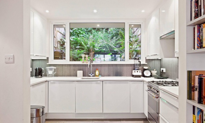St. Helen's House | 3 Bdrm Notting Hill Mews House - 2 Balconies