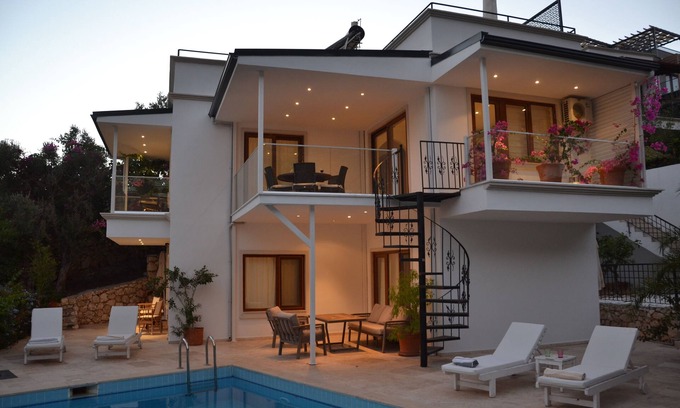 Kalkan Villa | 3 Bed/3 Bath Villa, Private Pool, Roof Top BBQ, 10 min walk to Old Town/Harbour
