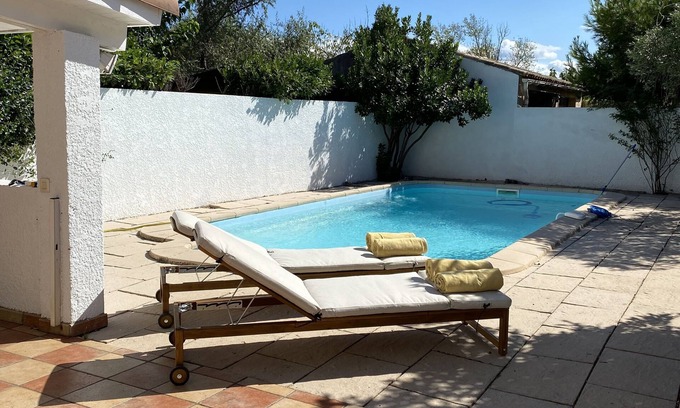 Carcassonne Villa | 3 bed House with own pool within walking distance of Carcassonne City Centre.
