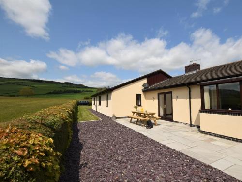 Kinnerton House | 3 Bed in Kington 90768