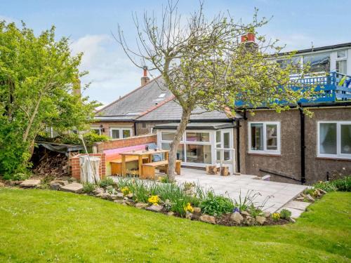 Newton by the Sea House | 3 Bed in Low Newton by the Sea CN203