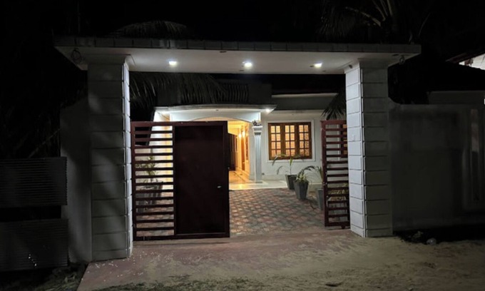 Nallur House | 3 bed non AC house with free parking