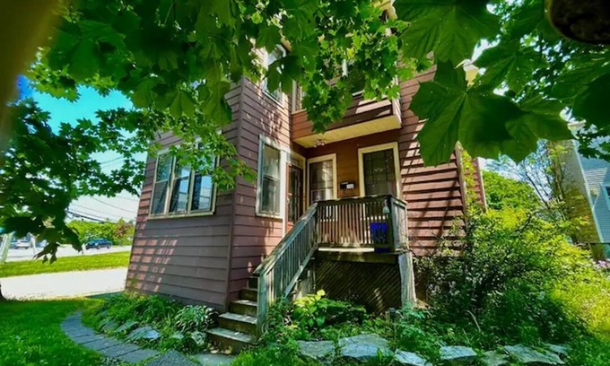 Saint John Apartment | ✨ 3-Bed Oasis in Prime Location – Your Perfect Getaway! 🌴