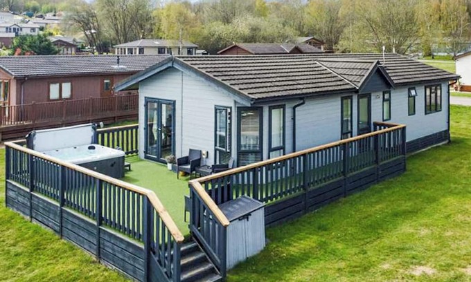 Woodham Walter Ski Chalet | 3 bedroom accommodation in Woodham Walter, Maldon