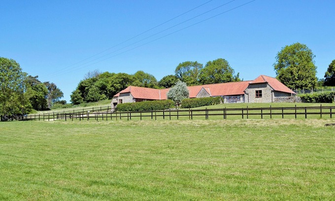 West Compton Cottage | 3 bedroom accommodation in Uploders, near Bridport