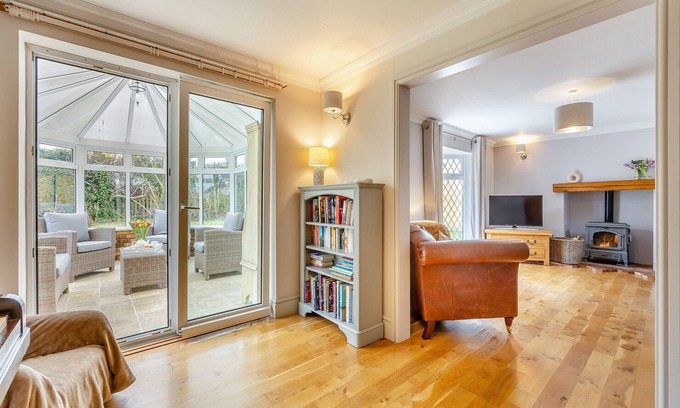 Alford Cottage | 3 bedroom accommodation in Willoughby