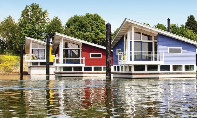 Ohe en Laak Boat Rental | 3 bedroom accommodation in Ohé en Laak