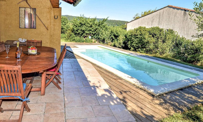 Saint-Andre-de-Roquepertuis House | 3 bedroom accommodation in Cornillon