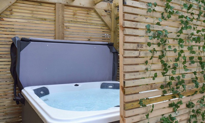 Dobcross Cottage | 3 bedroom accommodation in Greenfield, near Saddleworth