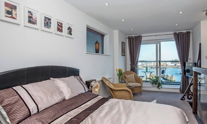 Lowestoft Cottage | 3 bedroom accommodation in Oulton Broad, near Lowestoft