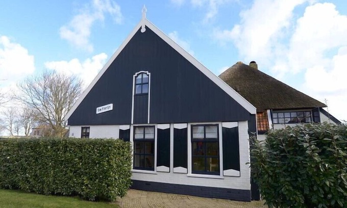 Oosterend House | 3 bedroom accommodation in Oosterend