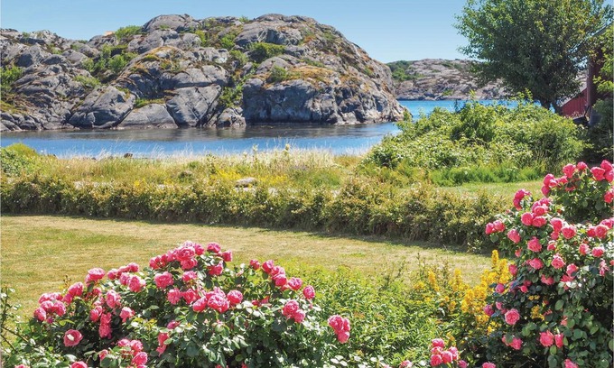 Kyrkesund House | 3 bedroom accommodation in Klövedal