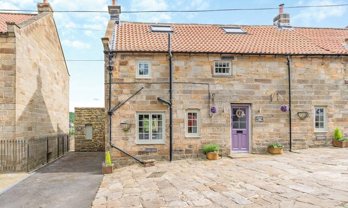 Glaisdale Cottage | 3 bedroom accommodation in Glaisdale, near Whitby