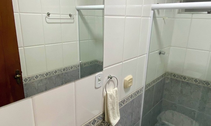 Algodoal Apartment | 3 bedroom apartment one block from Praia do Forte in Cabo Frio