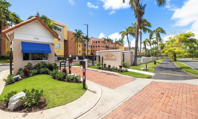 Candelero Abajo Apartment | 3-bedroom apartment in perfect Palmas del Mar with pool and beach access