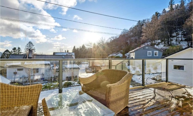 Fana Apartment | 3 Bedroom Awesome Apartment In Nesttun