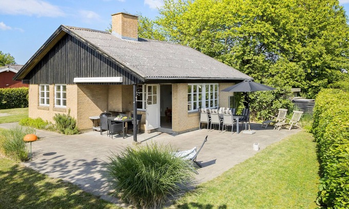 Middelfart House | 3 bedroom awesome home in Brenderup Fyn