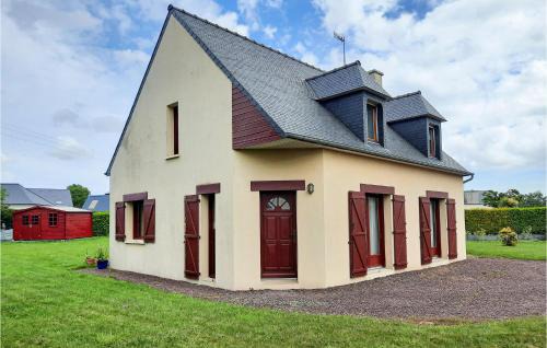 Plourivo House | 3 Bedroom Awesome Home In Plourivo