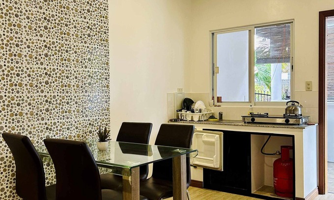 Santa Fe House | 3-bedroom bungalow & 1 big house for a comfortable & tranquil stay on the island