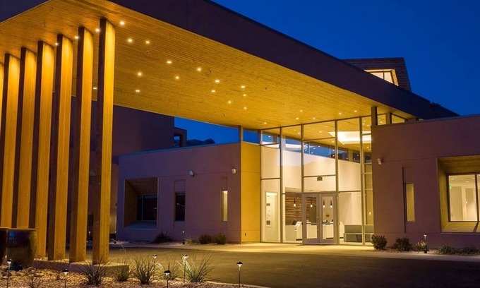 Moab Condo | 3-bedroom condo in gorgeous Moab with AC, fitness room. Start your adventure