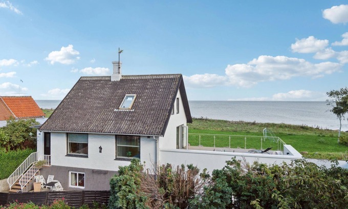 Tejn House | 3 bedroom gorgeous home in Allinge