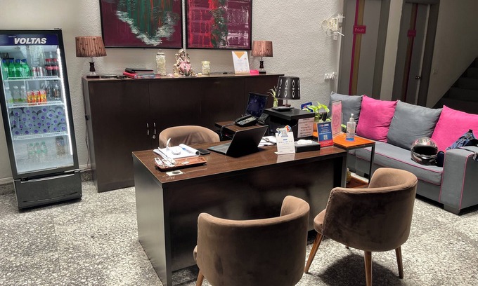 Sector 17 House | 3-bedroom house in awesome Gurugram with WiFi, AC