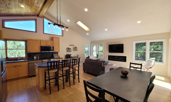 Boulder House | 3-bedroom house in the beautiful Boulder mountains WiFi, AC