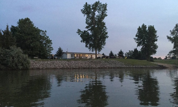 Northwest House | 3-bedroom lake house in peaceful Montpelier with AC, WiFi. Enjoy your stay