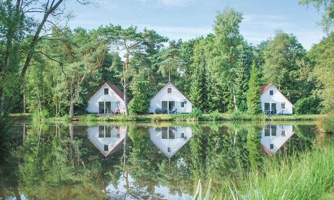 Vledder House | 3 bedroom nice home in Vledder