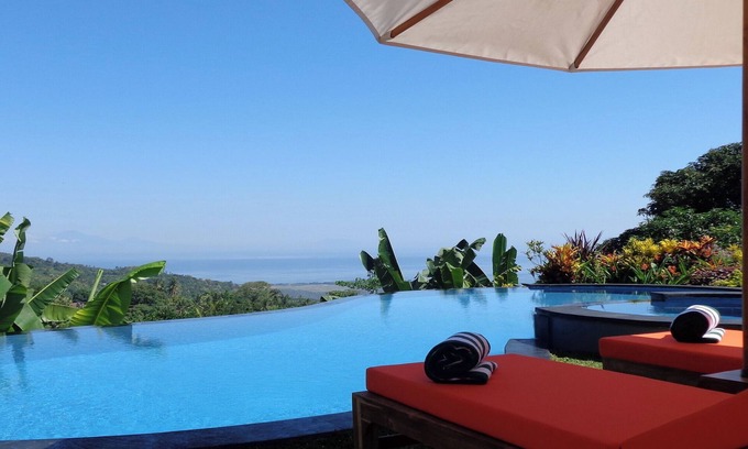 Kayu Putih Bed & Breakfast | 3-bedroom private pool villa at lovina