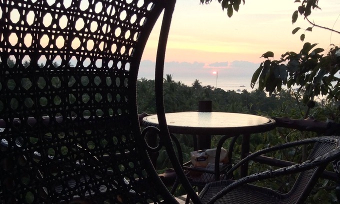 Koh Tao Villa | 3 bedroom Villa, 2 bathrooms, 2 lounges, rooftop terrace with fan room, jacuzzi