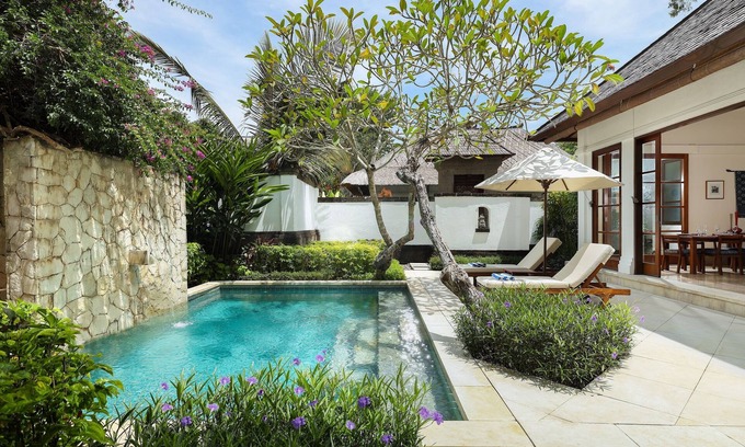 Jimbaran Bay Villa | 3 Bedrooms Pool Villa in Jimbaran Beach
