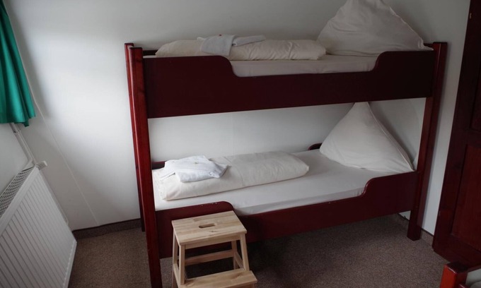 Leipziger Vorstadt Apartment | 3-berth cabin on a residential vessel