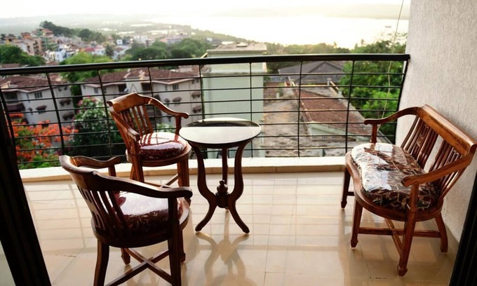 Ilhas Apartment | 3 BHK APARTMENT WITH RIVER VIEW
