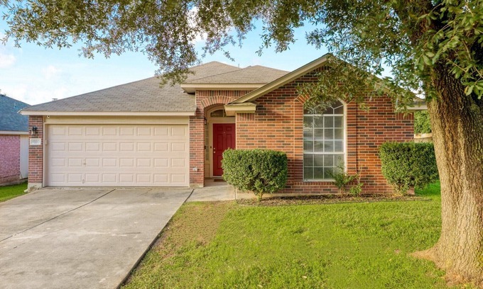 Round Rock House | 3 BR 2 Bath Home Near Dell Campus