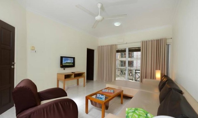 Kuala Teriang Apartment | 3 BR Perfect for Family Getaways - Beach