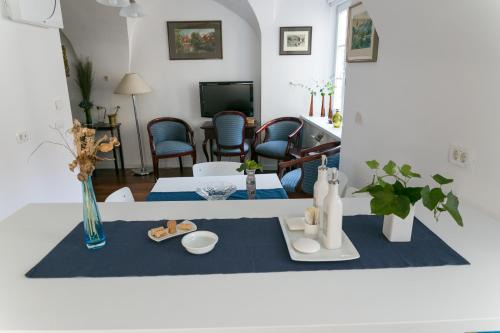 Ljubljana Old Town Apartment | 3 Bridges App