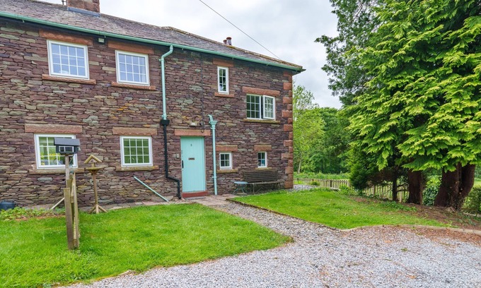 Watermillock House | 3 Gowbarrow Cottages - End Terrace with lovely garden