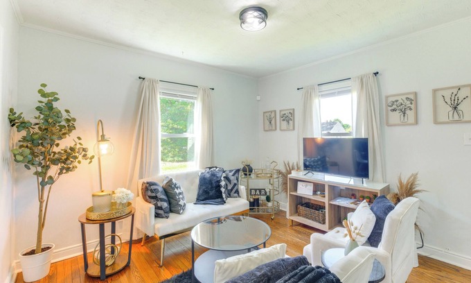 Mosby House | 3 Mi to Downtown: Getaway in Richmond