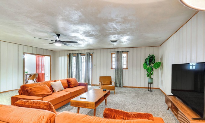 Amarillo Cottage | 3 Mi to Dtwn: Amarillo Family Home