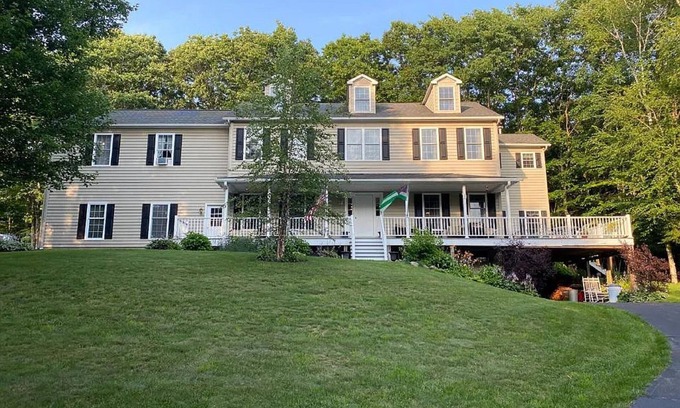 Fly Creek House | 3 min. to DreamsPark & 21 min. to CASV, 33 ft. Long Heated Pool, Fun, & Private