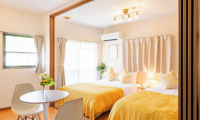 Nagasaki Apartment | 3-minute walk from Shikanbashi Bridge, in the center of Nagasaki City! For couples, girls' night out! Convenient for sightseeing! Rooftop & projector included