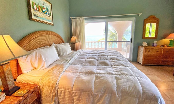 Island Harbour House | 3 minutes to Shoal Bay Beach - Spectacular Ocean Views