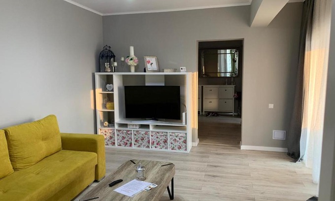 Blejoi Apartment | 3 room apartment 2 minutes away from Ploiesti