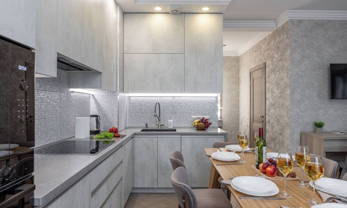 Pervomaysky District Apartment | 3-room apt with view of National Library