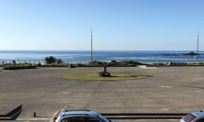 Sables-d'Or-les-Pins Apartment | 3-star furnished holiday home in Sables d'Or - mer view - Wi-fi - Free parking